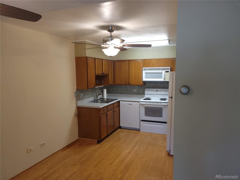 745 S Alton Way #8A, Denver, CO 80247