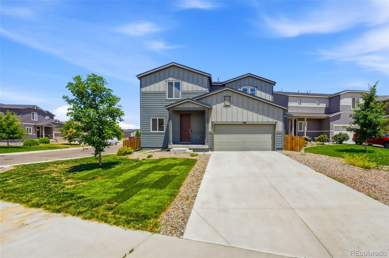 576 Pioneer Ct, Fort Lupton, CO 80621