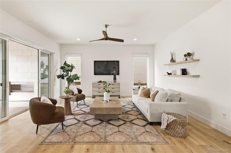 6121 Chester St, Denver, CO 80238
