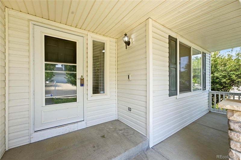 2105 E 127th Pl, Thornton, CO 80241