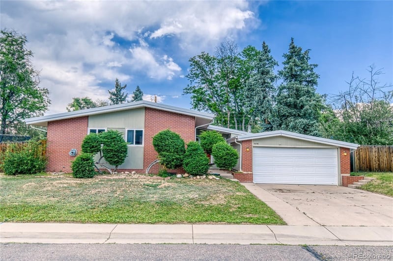 6016 S Bannock St, Littleton, CO 80120