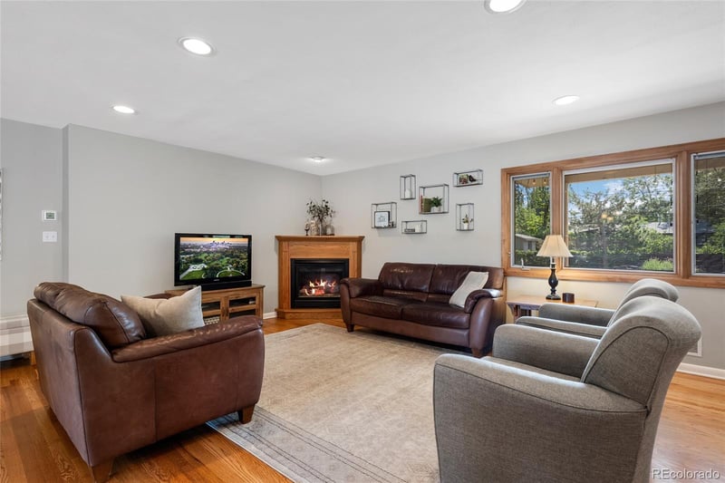 4920 S Pennsylvania St, Englewood, CO 80113