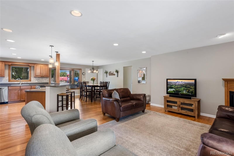 4920 S Pennsylvania St, Englewood, CO 80113