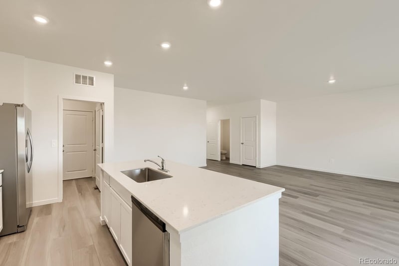 435 Wildflower Ct, Bennett, CO 80102