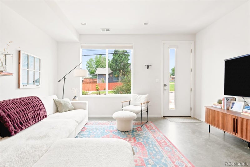 3180 E 33rd Ave, Denver, CO 80205