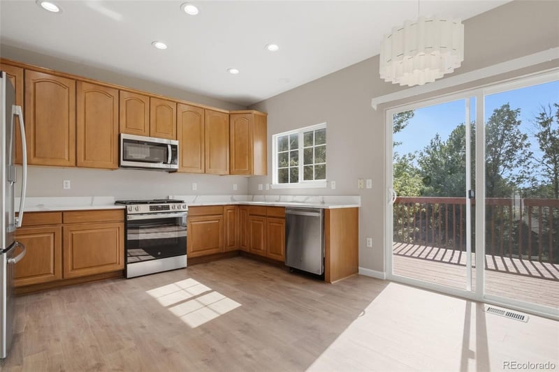19102 E Crestridge Cir, Aurora, CO 80015