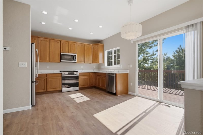 19102 E Crestridge Cir, Aurora, CO 80015