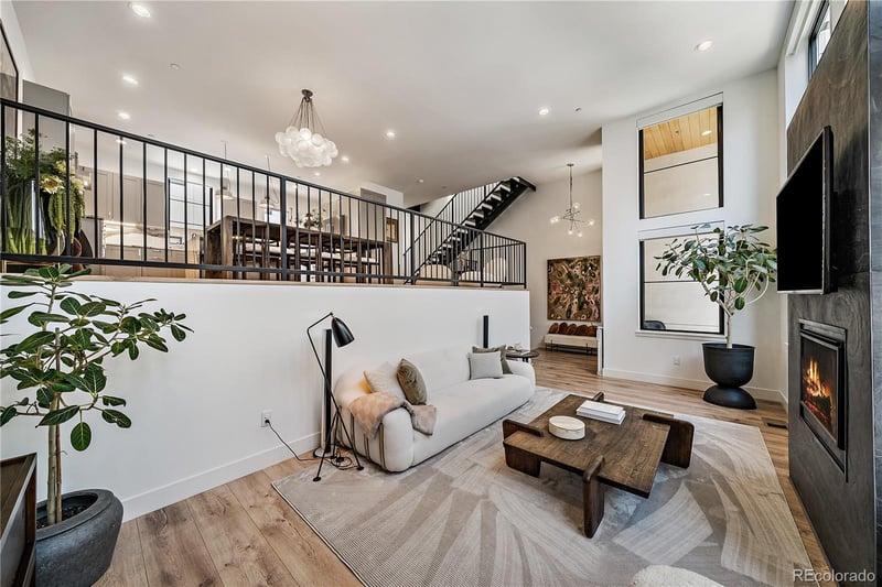 818 Ash St #5, Denver, CO 80220