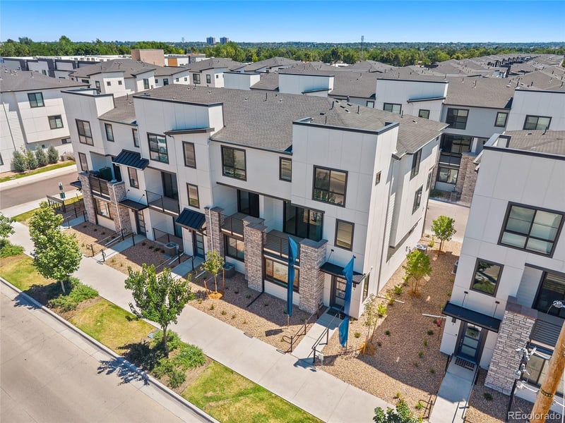 2078 S Holly St #4, Denver, CO 80222