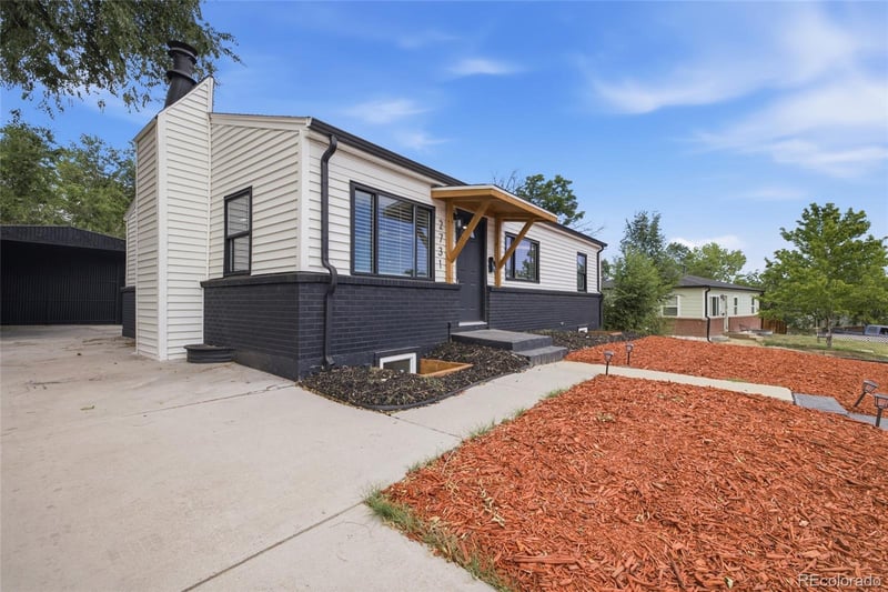 2731 Roosevelt Ave, Thornton, CO 80229