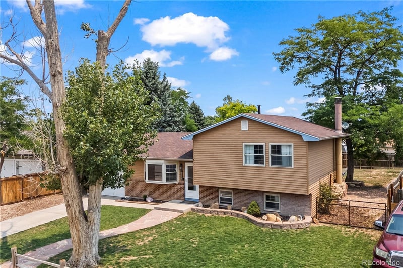 7368 Colonial Dr, Fountain, CO 80817