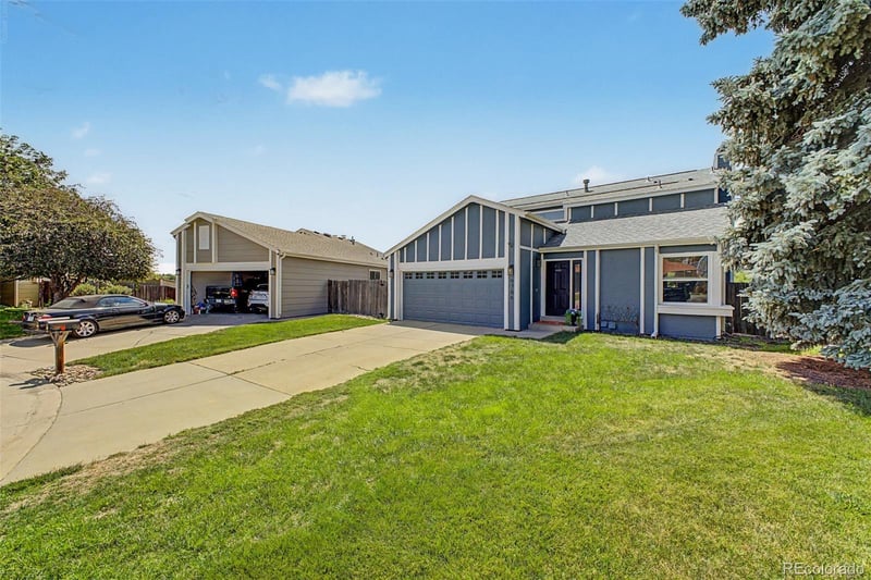 9786 Garrison Ln, Broomfield, CO 80021