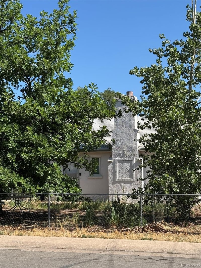 4921 W Tennessee Ave, Denver, CO 80219