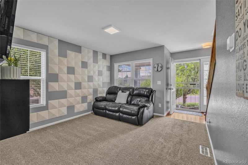 24265 E Wagon Trail Ave, Aurora, CO 80016