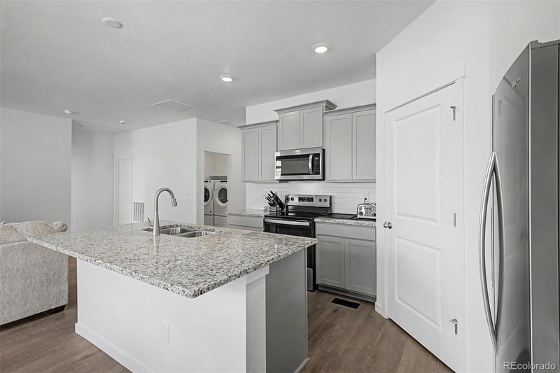 3322 Belleville Ridge Rd, Elizabeth, CO 80107