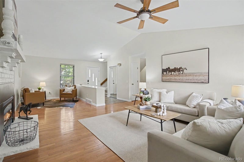 8176 S Newport Way, Centennial, CO 80112