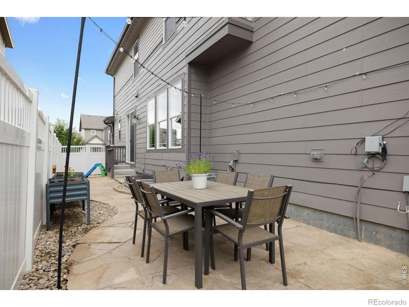 2501 Winding Dr, Longmont, CO 80504