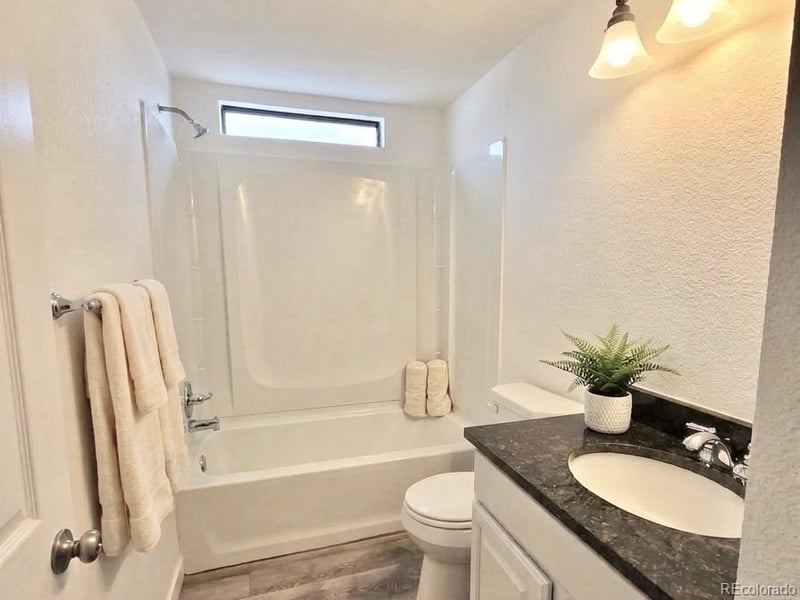 1560 E St, Golden, CO 80401