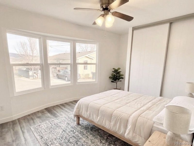 1560 E St, Golden, CO 80401