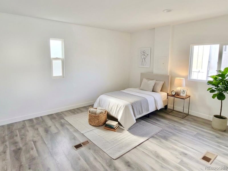 1560 E St, Golden, CO 80401