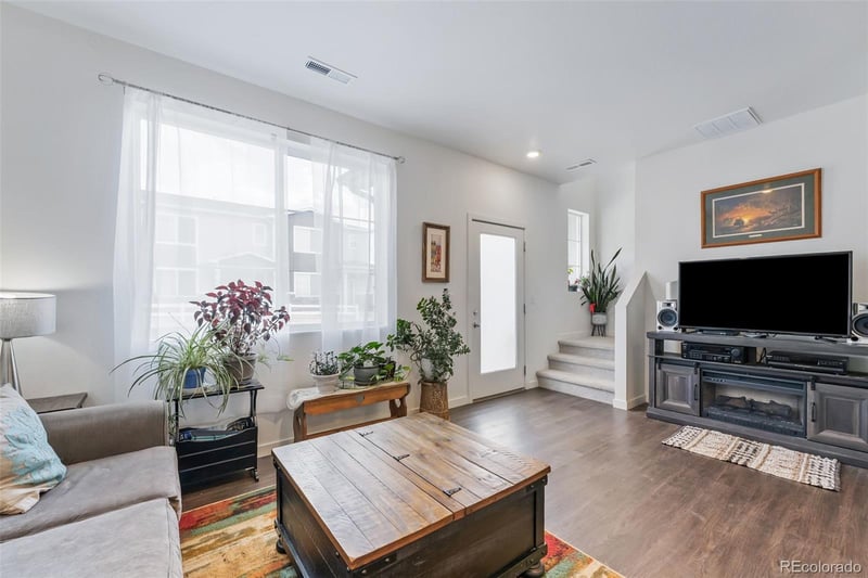 503 S Rollie Ave #4B, Fort Lupton, CO 80621