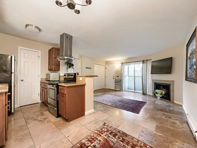 695 Manhattan Dr #8, Boulder, CO 80303
