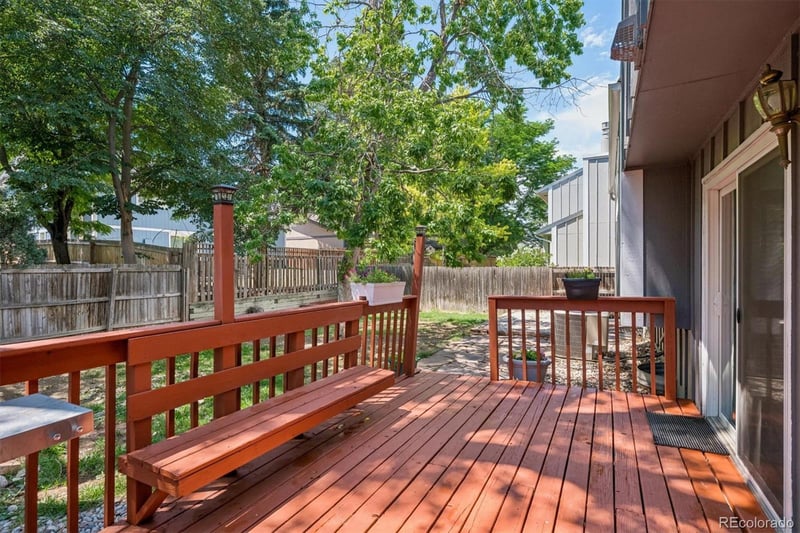 9000 W Tanforan Dr, Littleton, CO 80123