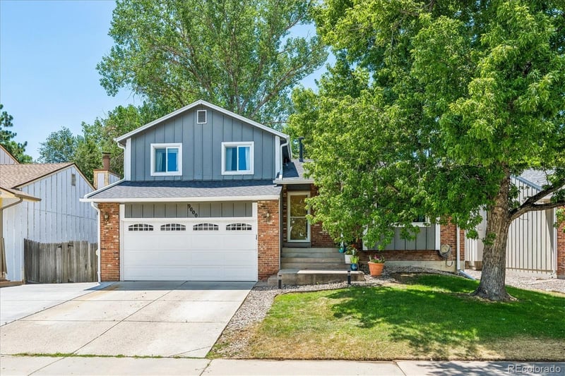 9000 W Tanforan Dr, Littleton, CO 80123