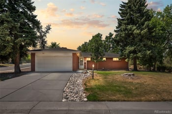 2896 E Euclid Pl, Centennial, CO 80121