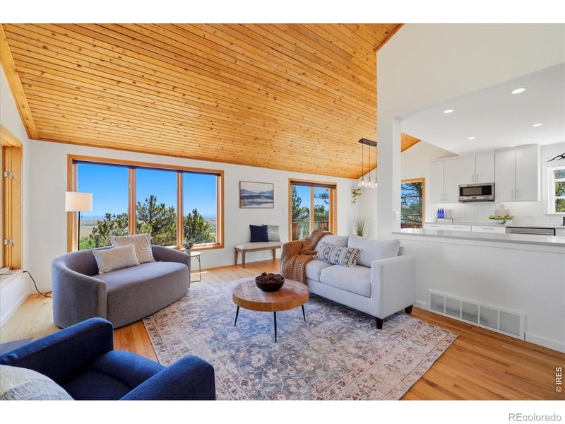 9042 Thunderhead Dr, Boulder, CO 80302
