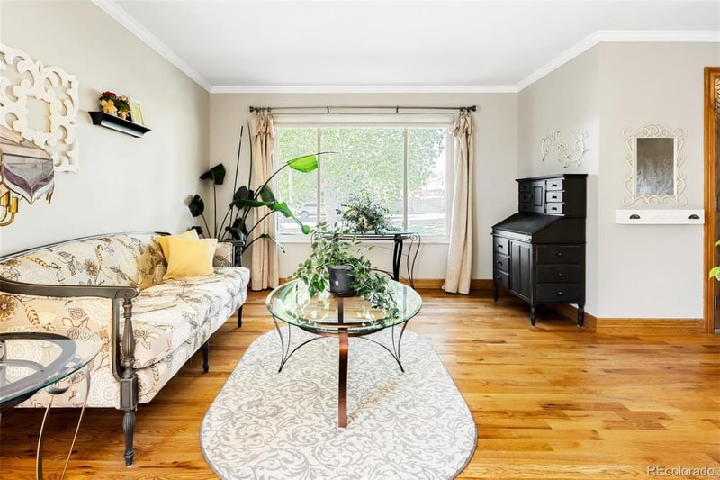 8475 W Fairview Ave, Littleton, CO 80128