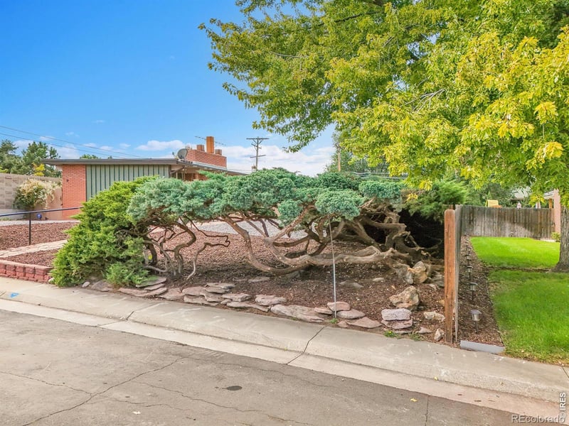 4677 E Hampden Ave, Denver, CO 80222