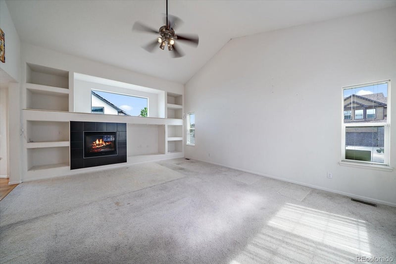 5552 Jasper St, Denver, CO 80239