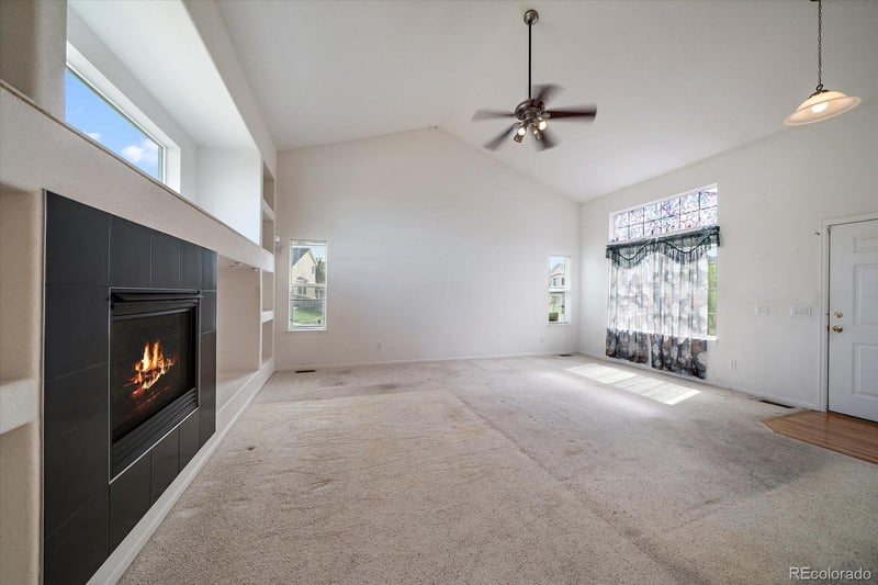 5552 Jasper St, Denver, CO 80239