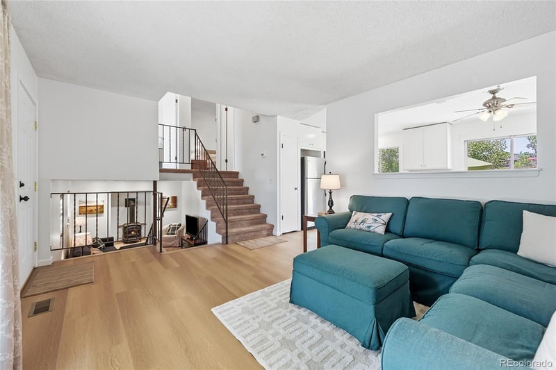 6721 Blue Jay Dr, Parker, CO 80138