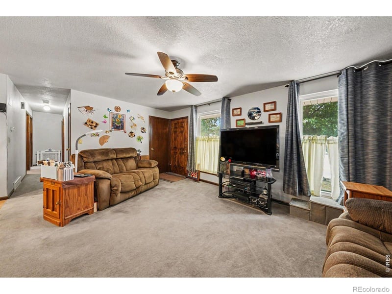 3954 Cottonwood Dr, Loveland, CO 80538