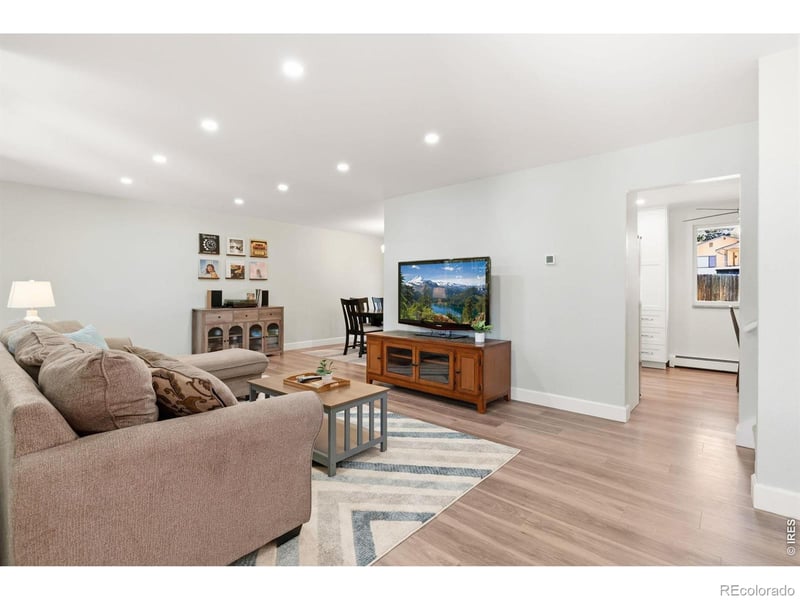 7616 Oak St, Arvada, CO 80005