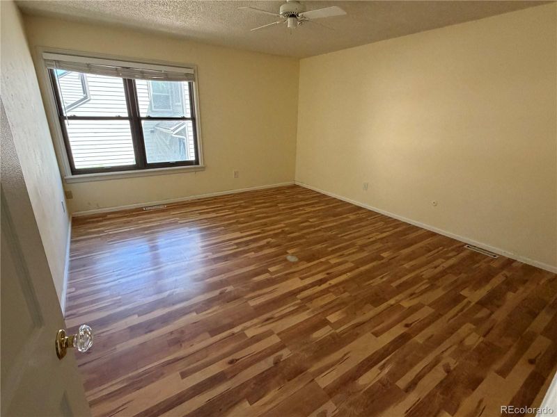 15361 E Louisiana Ave, Aurora, CO 80017