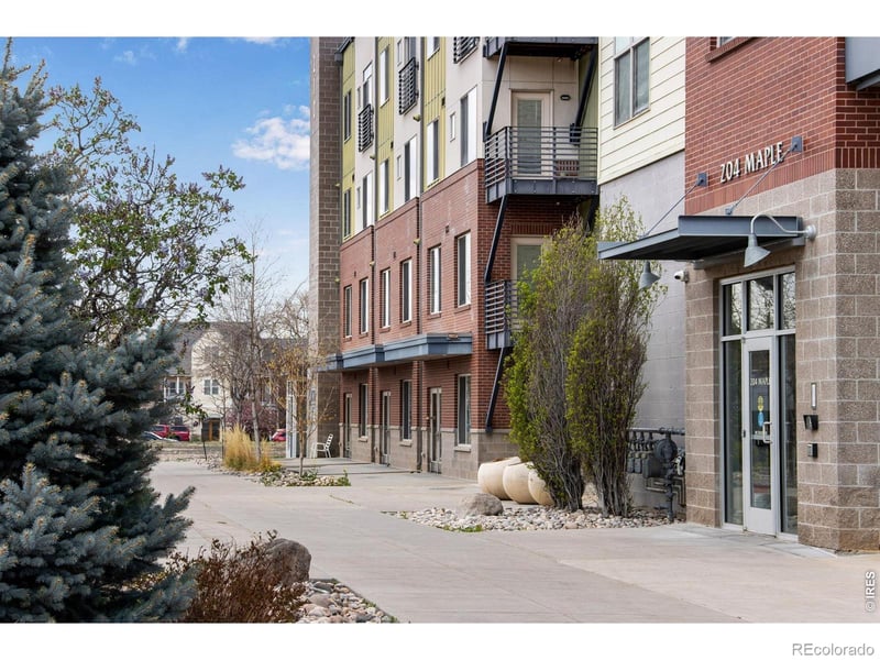 204 Maple St #208, Fort Collins, CO 80521