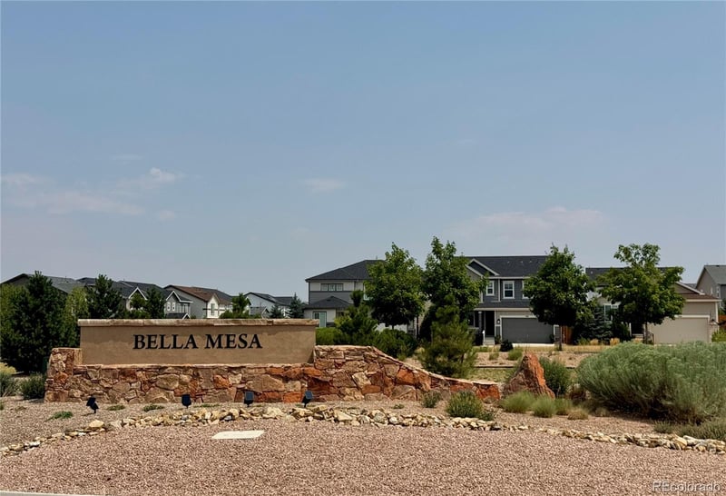 348 Vista Cliff Cir, Castle Rock, CO 80104