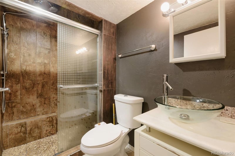 1175 Vine St #501, Denver, CO 80206