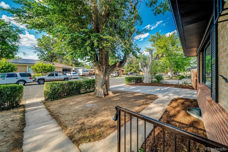 5594 W Iowa Ave, Denver, CO 80232