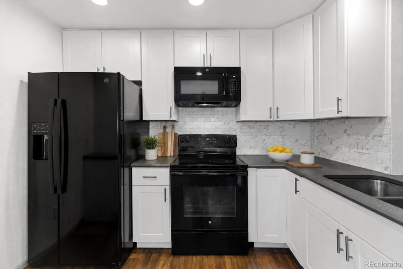 3688 Dexter Ct, Denver, CO 80207