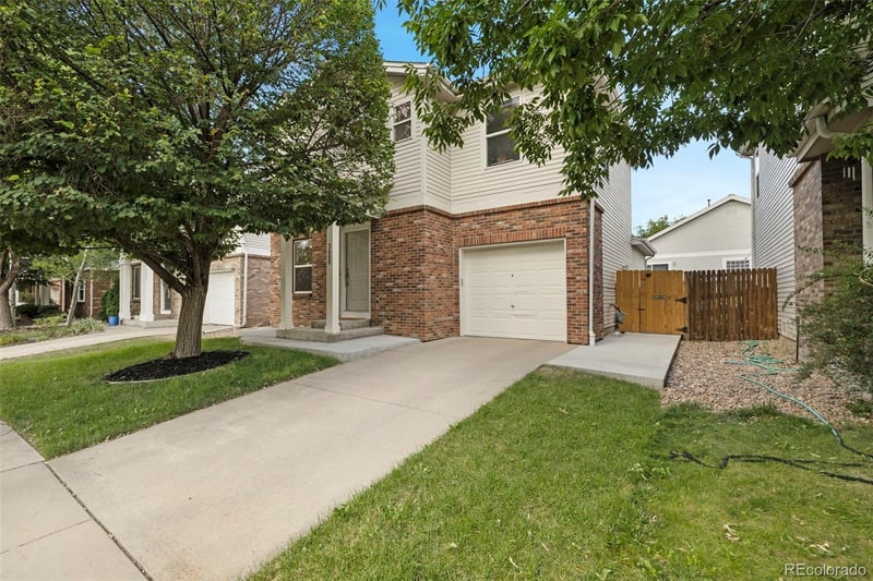 3688 Dexter Ct, Denver, CO 80207
