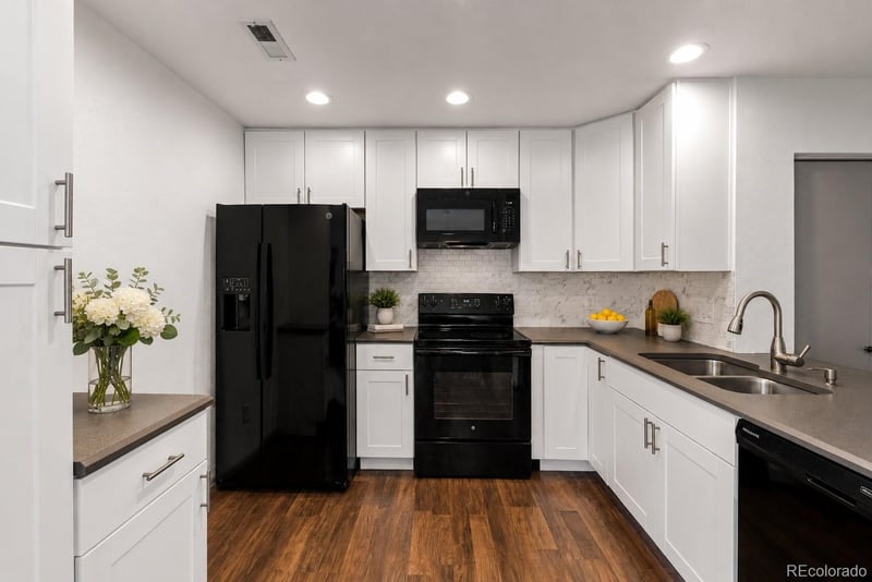 3688 Dexter Ct, Denver, CO 80207