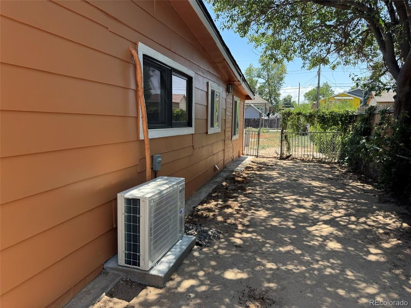 6600 E 77th Pl, Commerce City, CO 80022