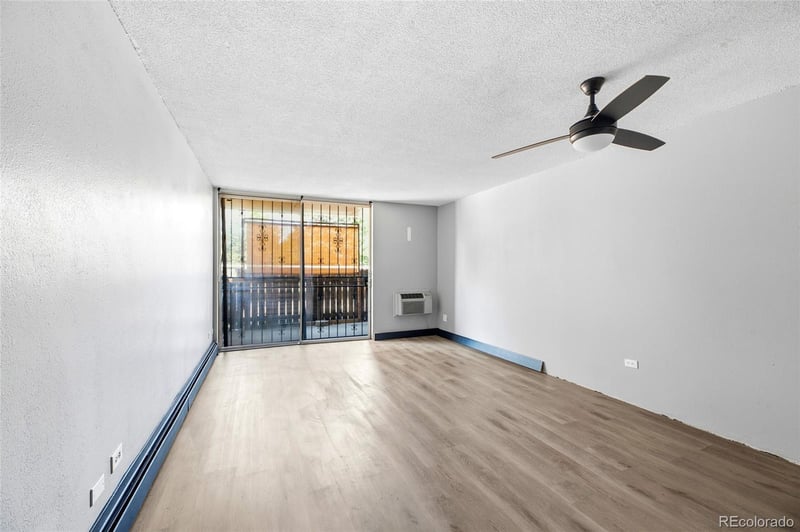 2231 S Vaughn Way #111B, Aurora, CO 80014