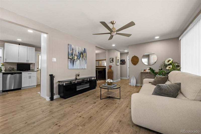 1604 Garwood Dr, Pueblo, CO 81005