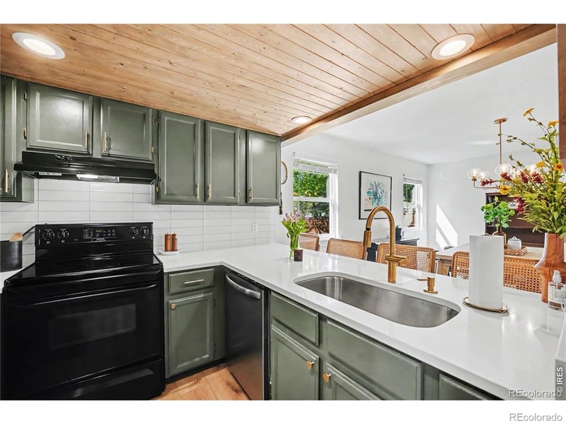 8975 W 89th Pl, Broomfield, CO 80021