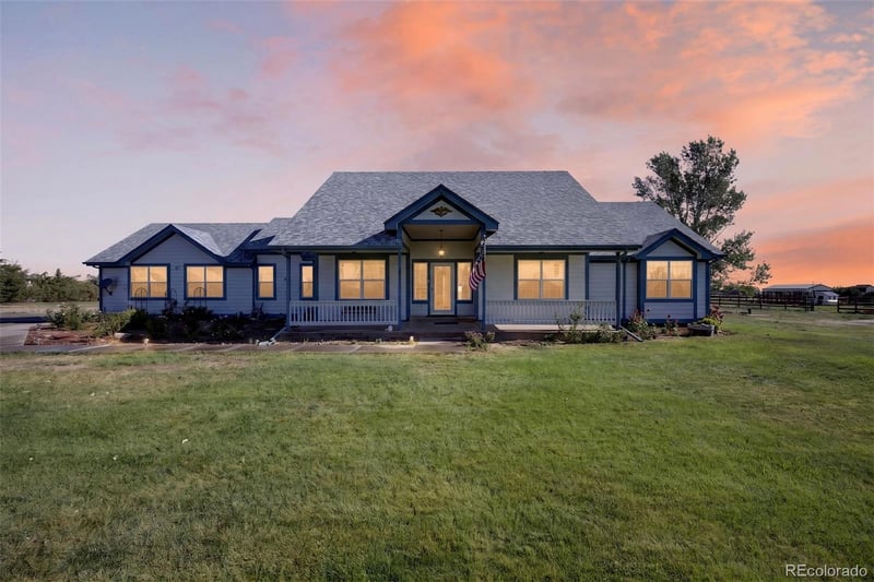 52731 E 19th Ave, Strasburg, CO 80136